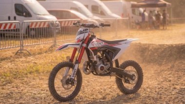Vent Striker 50, vista anteriore