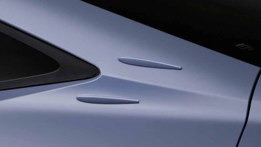 Lexus EX 2027, appendici aerodinamiche opzionali sul montante