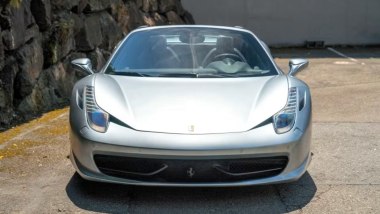 Ferrari 458 Italia Spider a noleggio da Turo per 20 euro al giorno