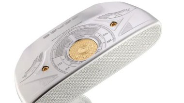 Bugatti Honma Golf Collection, Putter: la decorazione ricorda il tachimetro Bugatti
