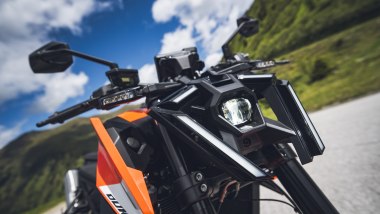 Nuova KTM 790 Duke 2026, il nuovo faro debutta anche qua
