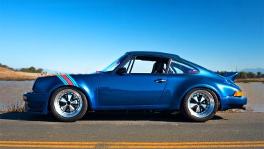 Una 911 classica equipaggiata col Vonnen Shadow Drive