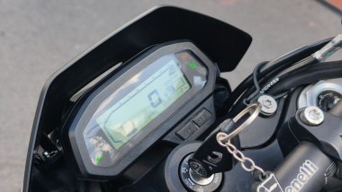 Benelli BKX 125 S, il display &egrave; semplice ed essenziale