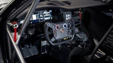 Porsche 911 GT4 R