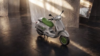 Vespa Edizione Ottantesimo