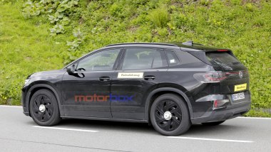 Volkswagen ID. Tiguan spy shot