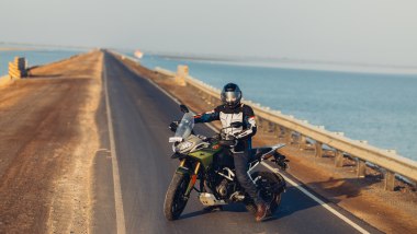 TVS RTX 300