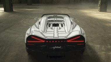 Bugatti W16 Mistral Blanc &Eacute;ternel, vista posteriore