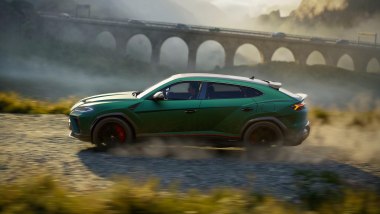 Lamborghini Urus SE Performante, vista laterale