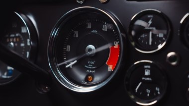 McLaren M6GT, il quadro strumenti