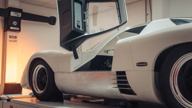 McLaren M6GT, un dettaglio della carrozzeria