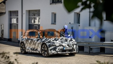 Polestar 4 SUV: i collaudi al Nürburgring con Joakim Rydholm