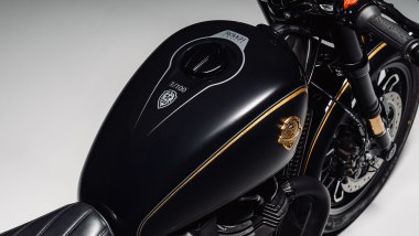 Royal Enfield Shotgun 650 x Rough Crafts