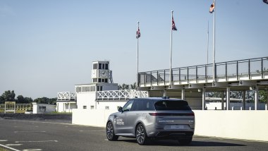 Range Rover Sport Electric