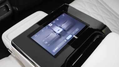 BYD Denza Z9S interni