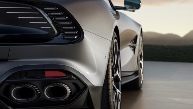 Aston Martin Vanquish 25, luci posteriori e scarichi