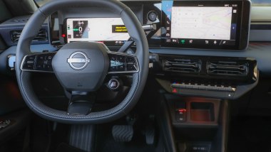 Nissan Micra, interni