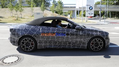BMW i4 Cabrio foto spia