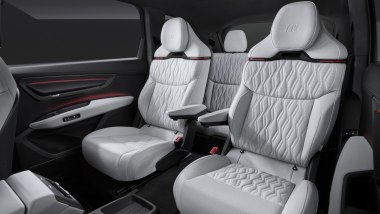 Audi Q9, interni