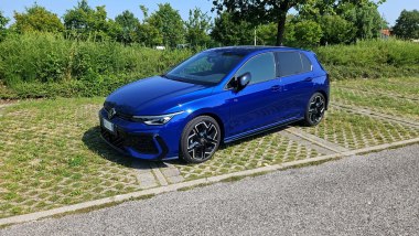 Volkswagen Golf TDI, 3/4 anteriore