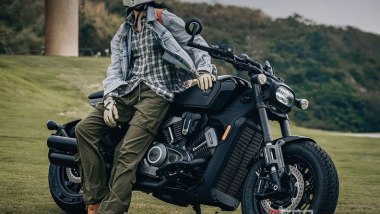 QJMotor SRV 600 V4 AMT