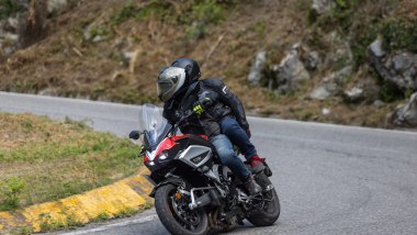 Nolan X904 UC Quin: in azione con la Bimota, al manubrio mio fratello ''ignaro'' di essere sotto esame