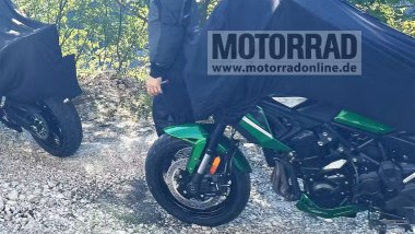Kawasaki Versys 900