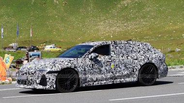Audi RS6 Avant foto spia