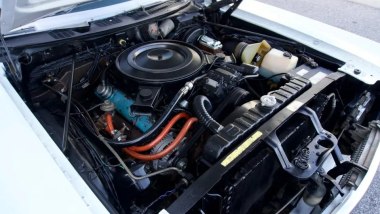 La Plymouth Sport Fury replica sceriffo Rosco di Hazzard