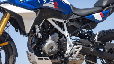 BMW F 450 GS: il motore è unico nella categoria e ha carter in magnesio