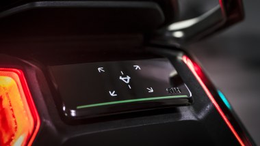 NIU FQiX x Razer