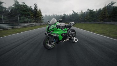 BMW M e BMW Motorrad celebrano i 100 anni del N&uuml;rburgring