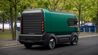 ''BOW.'' (Box-on-Wheels)