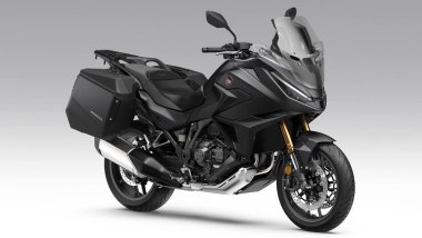 Honda NT1100 Electronic Suspension 2027 Mat Ballistic Black Metallic