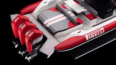 Pirelli 44 Ducati Edition: 3 motori per 1.500 CV di potenza
