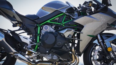 Kawasaki Ninja H2 2027, il motore è stato rivisto profondamento al suo interno