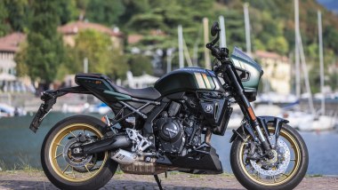 Suzuki GSX-8TT, le linee sono a firma di Arthur Vidal