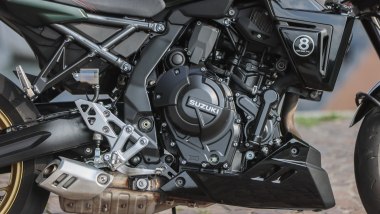 Suzuki GSX-8TT, il motore non differenzia da quello della naked