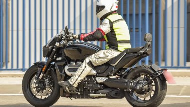 Triumph Rocket 3, foto spia
