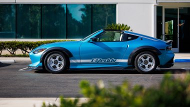 Nissan Z Kaze, la vista laterale
