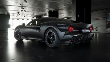 Alfa Romeo 33 Stradale Perla Nera