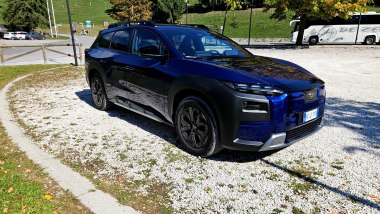 Subaru E-Outback, 3/4 anteriore