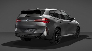 Nuova BMW X3 M50 2027, 3/4 posteriore