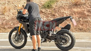 Foto spia erede Triumph Tiger 900 Rally