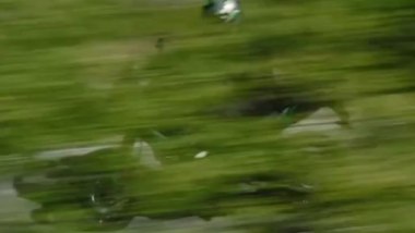 Kawasaki: la sagoma della moto si riesce ad intuire da questo fermo immagine
