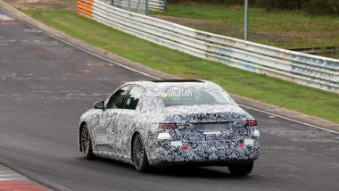 Mercede Classe E elettrica spy shot N&uuml;rburgring
