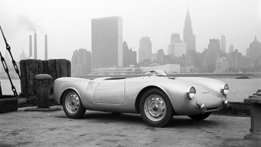 Porsche 550 Spyder nello stesso posto dove oggi debutta la Mission S
