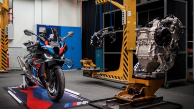 BMW M 1000 RR