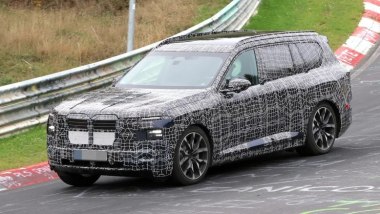 BMW iX7