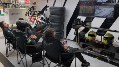 WEC 2026, 6 Ore Barcellona: box Peugeot durante la gara